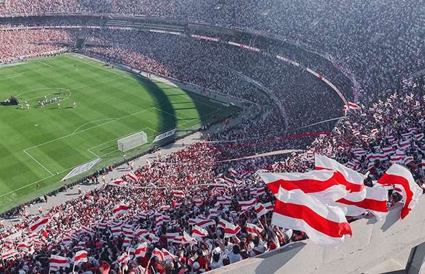 Murió un hincha de River en el Monumental tras el partido ante Independiente Santa Fe