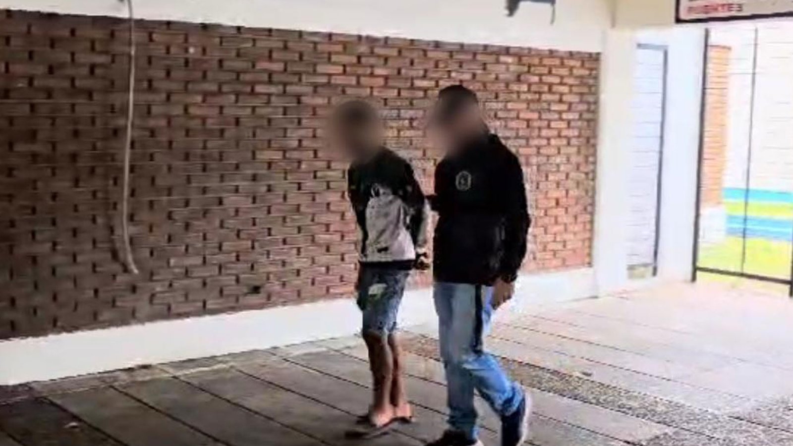 Detuvieron en Parque Patricios a un hombre con pedido de captura vinculado al robo de una Toyota SW4