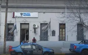 Tensión en Flores: La Justicia suspendió el desalojo de una Vivienda