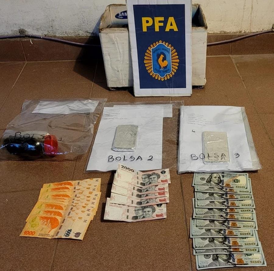 26 allanamientos en Constitución: hubo 15 detenidos y secuestraron casi 1.900 dosis de droga