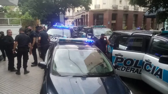 Operativo migratorio en Retiro: controles de documentación y situación de extranjeros