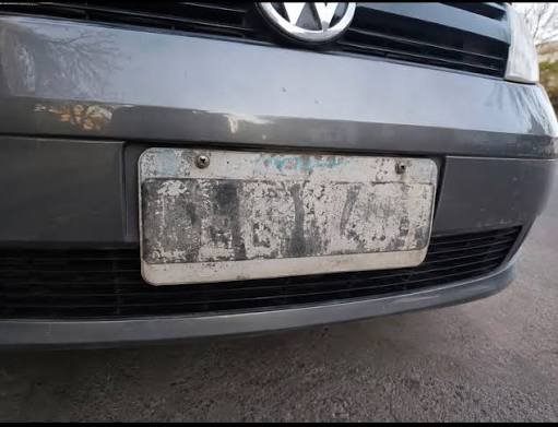 Almagro : Intentó escapar de un control policial y fue detenido con un arma y municiones