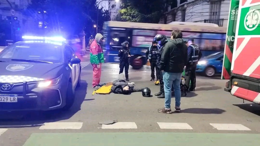 Ultimo Momento : Motociclista herido tras un siniestro vial en Córdoba y Riobamba