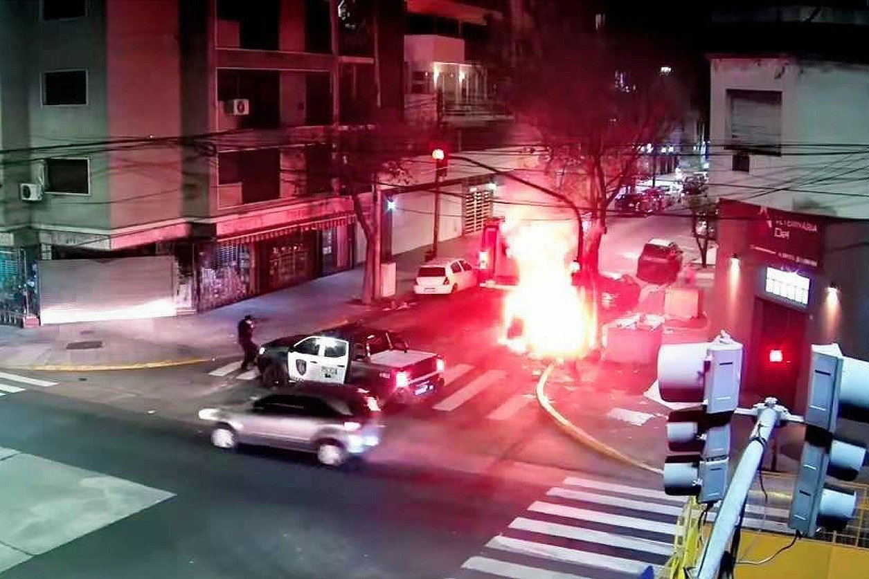 PARQUE CHACABUCO: PRISIÓN PREVENTIVA PARA UN IMPUTADO QUE QUEMÓ UN CONTENEDOR DE BASURA